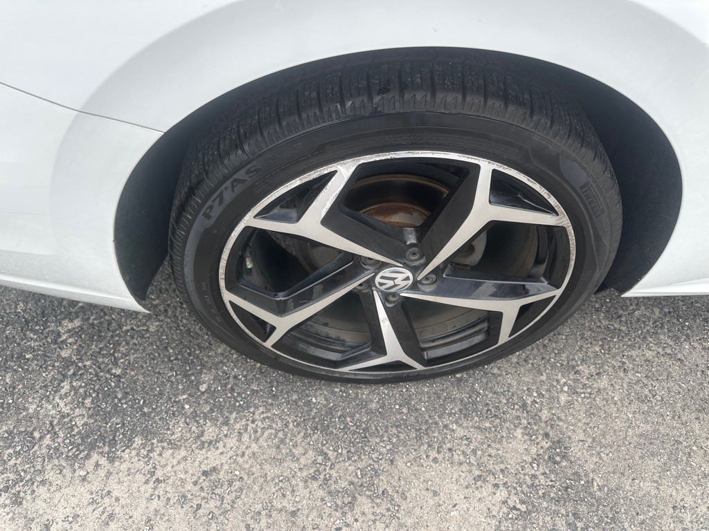 2020 Volkswagen Passat Image 19