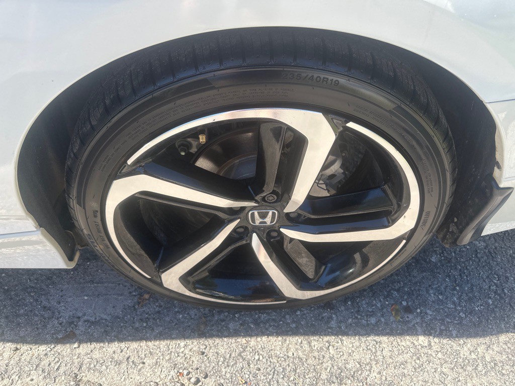 2022 Honda Accord Image 18