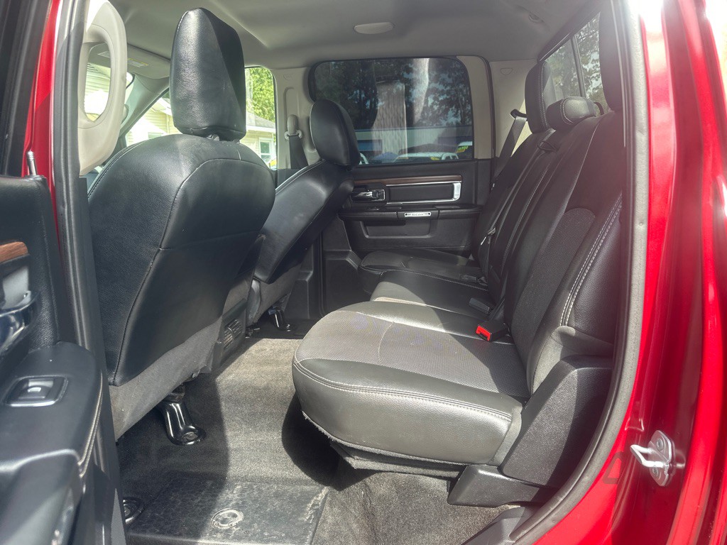 2015 RAM 1500 Image 12