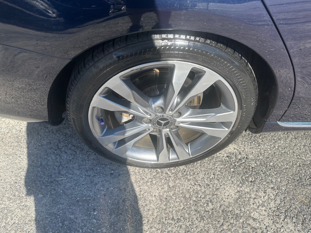 2018 Mercedes-Benz C-Class Image 19