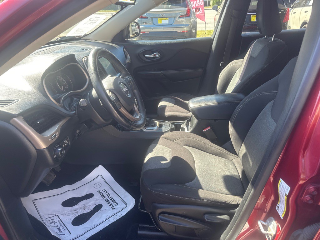 2014 Jeep Cherokee Image 11