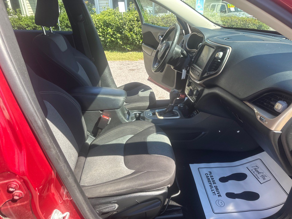 2014 Jeep Cherokee Image 15