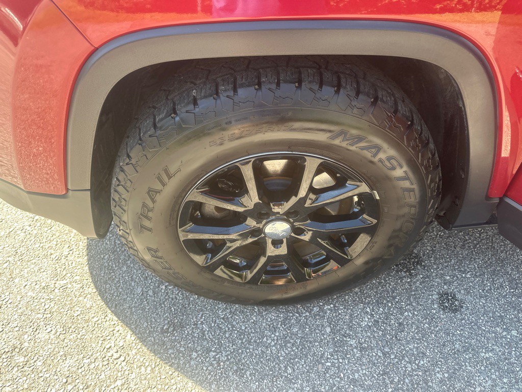 2014 Jeep Cherokee Image 17