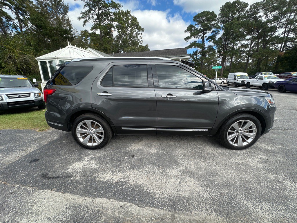 2019 Ford Explorer Image 6