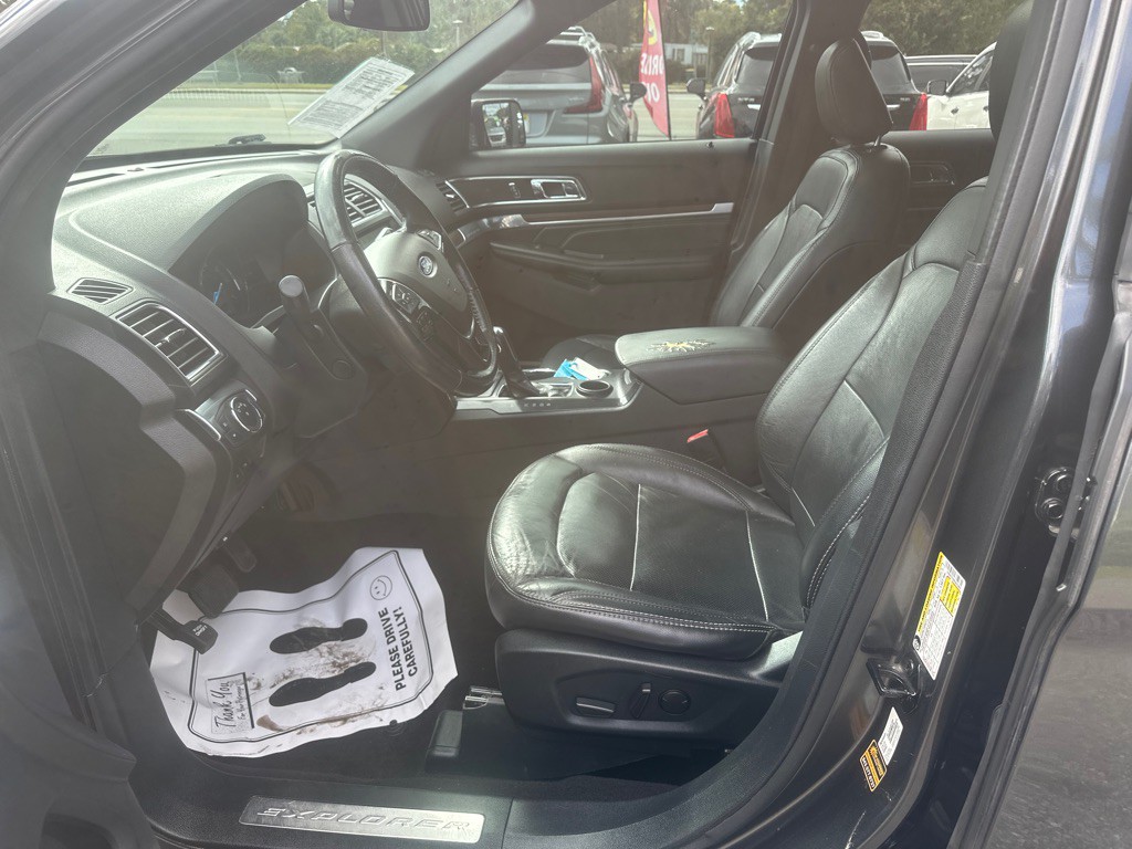 2019 Ford Explorer Image 11
