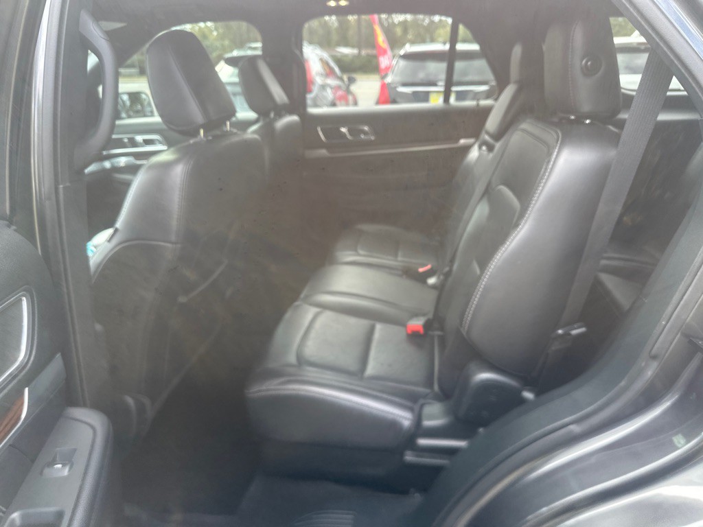 2019 Ford Explorer Image 12