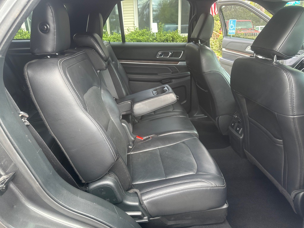 2019 Ford Explorer Image 15