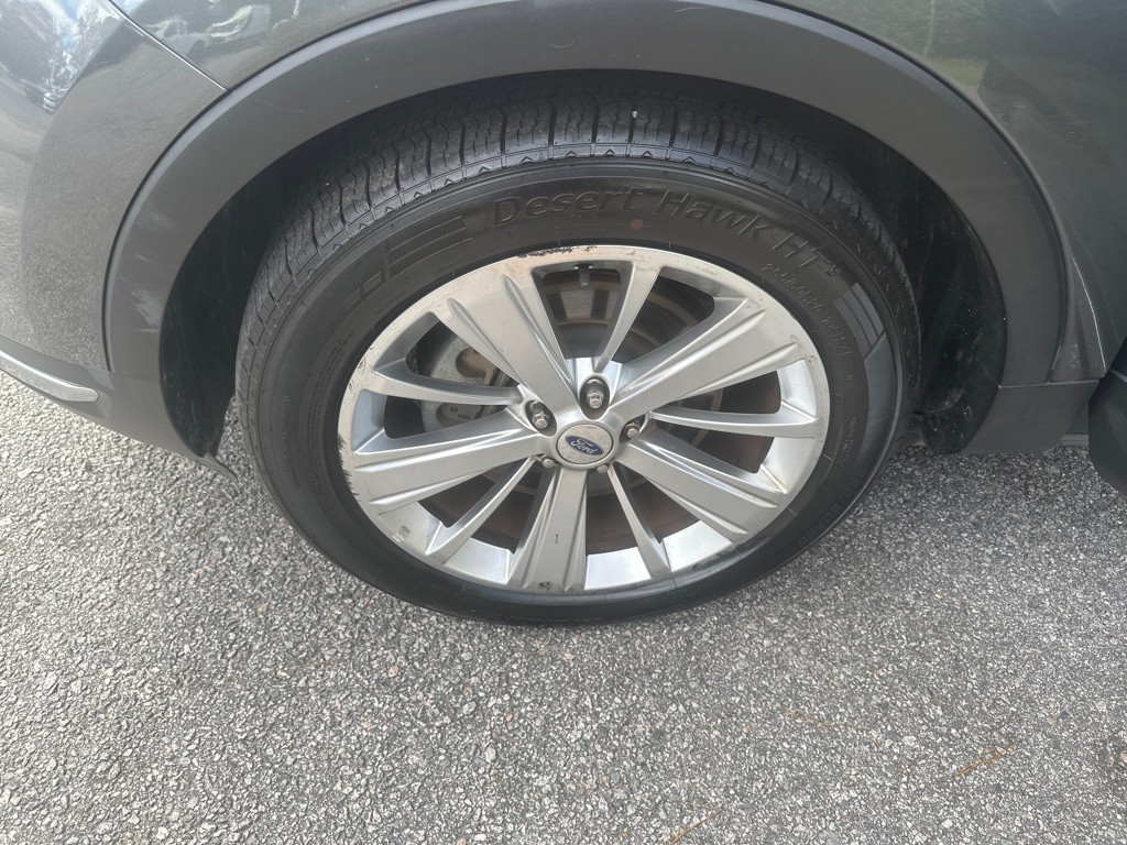 2019 Ford Explorer Image 19