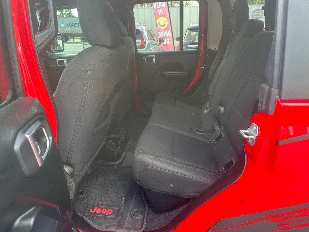 2020 Jeep Gladiator Image 12