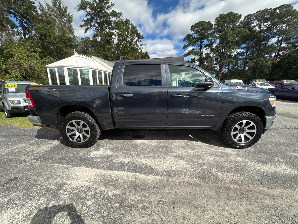 2019 RAM 1500 Image 6