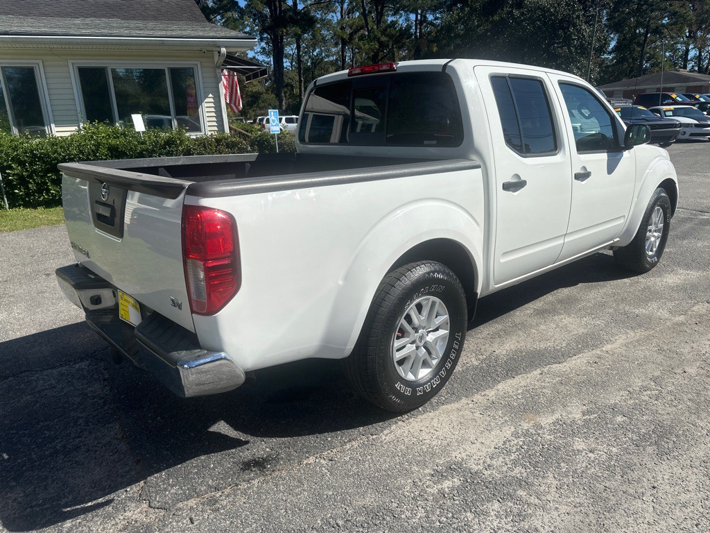 2019 Nissan Frontier Image 5