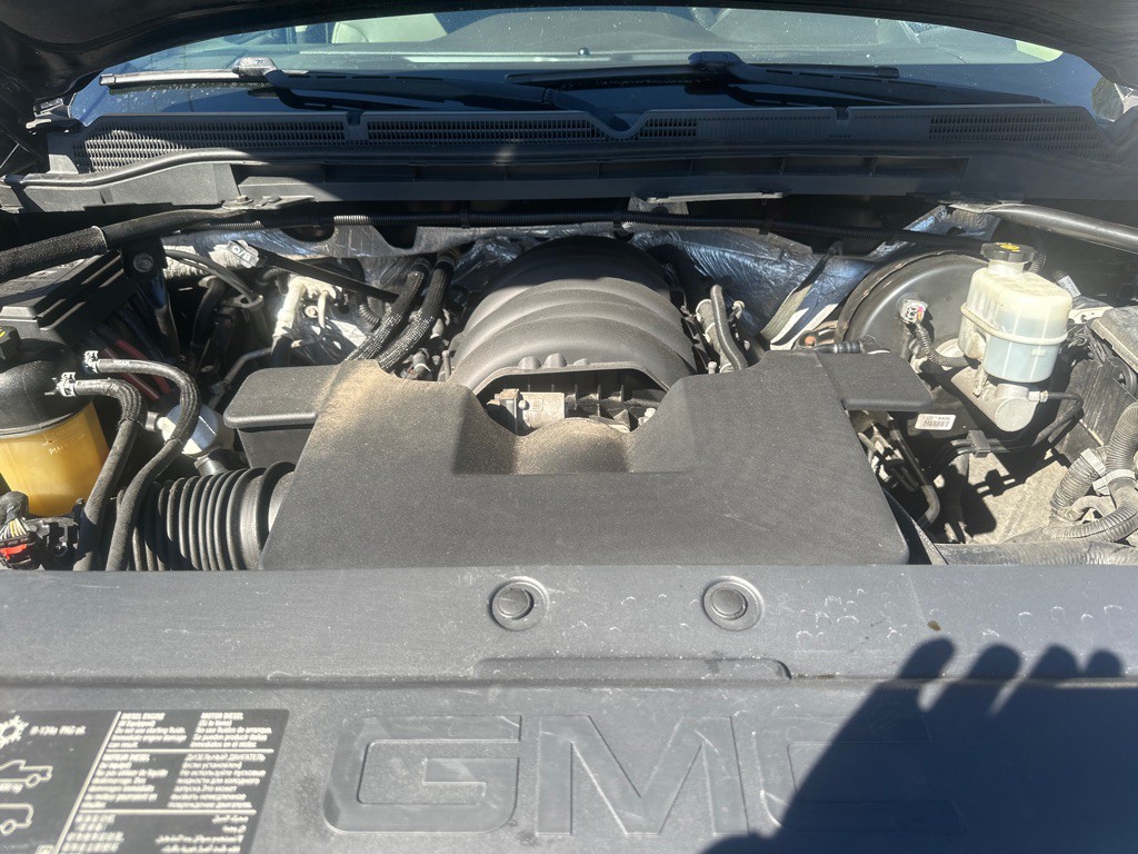 2015 GMC Sierra Image 16