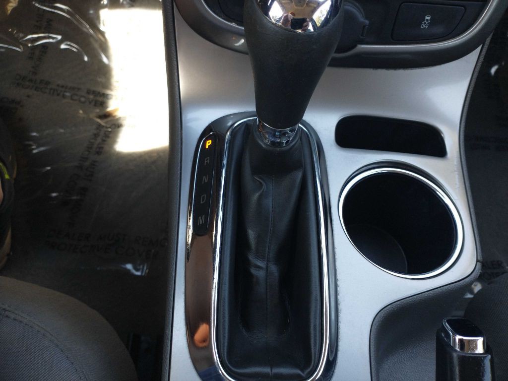 2015 Chevrolet Malibu Image 16