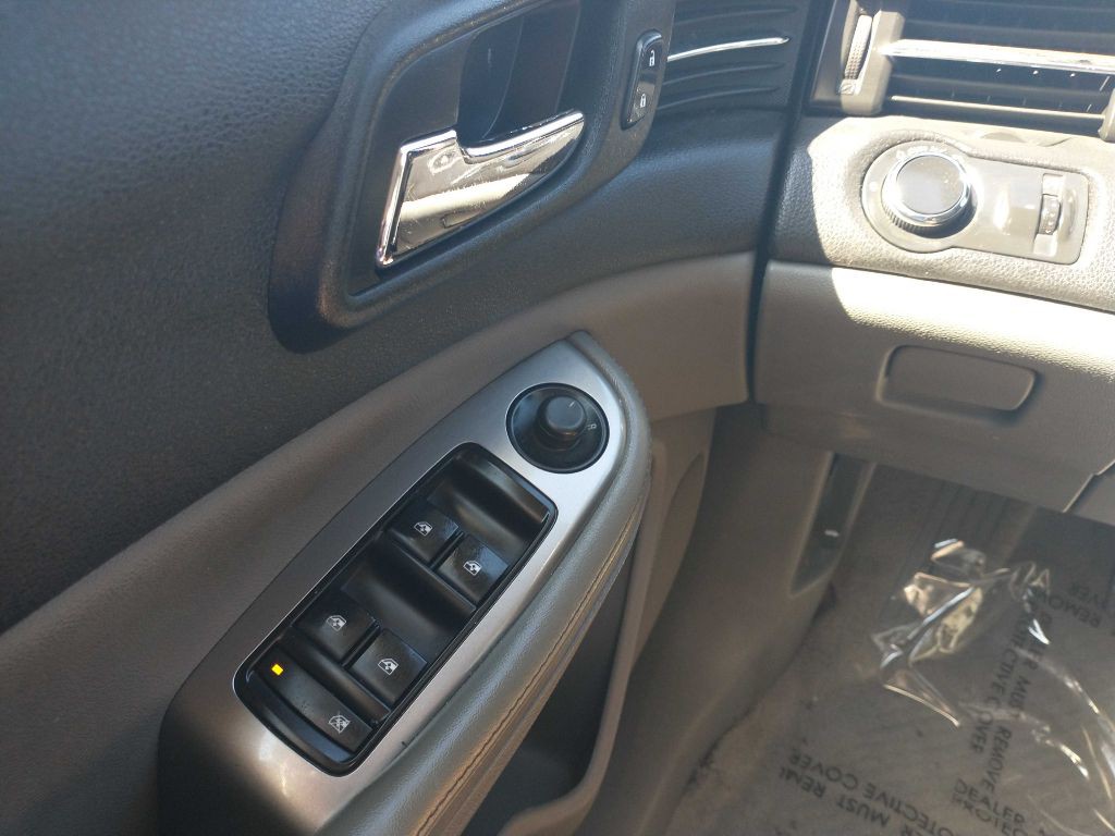 2015 Chevrolet Malibu Image 17