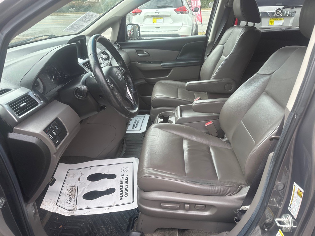 2013 Honda Odyssey Image 11