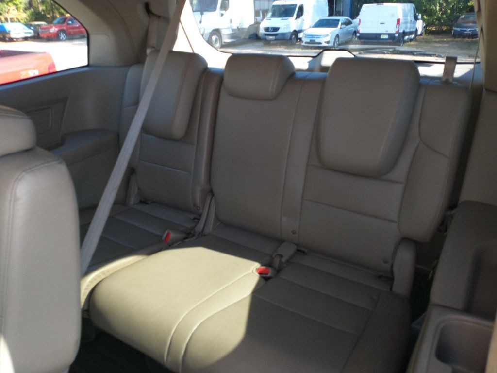 2016 Honda Odyssey Image 11