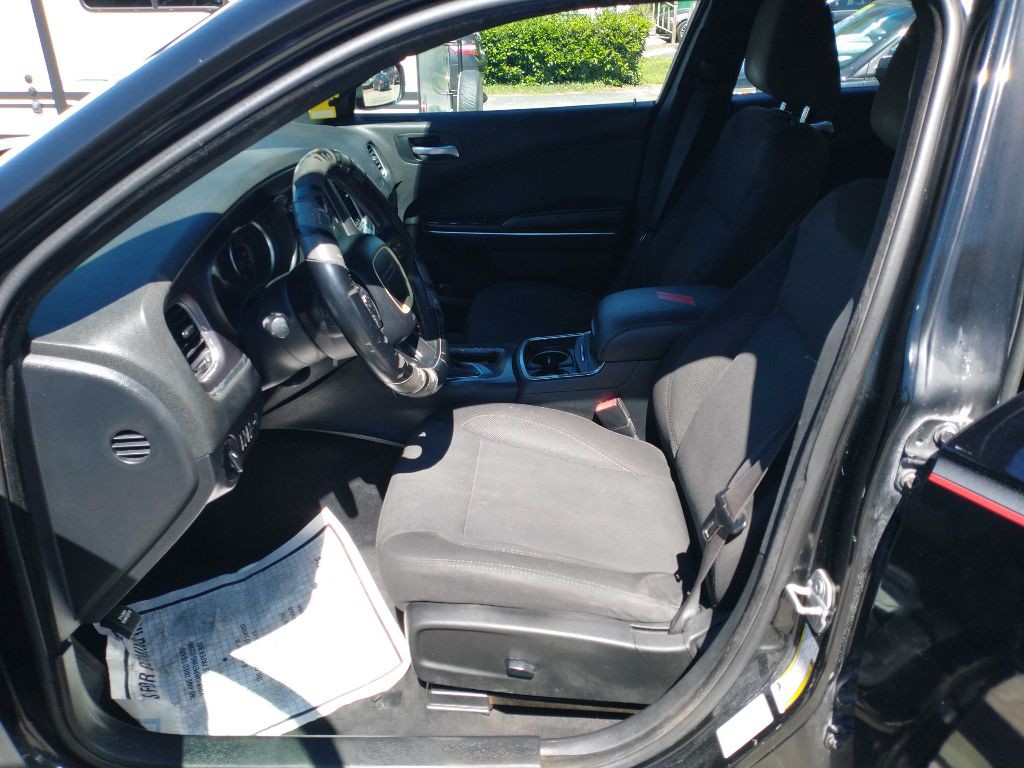 2015 Dodge Charger Image 10