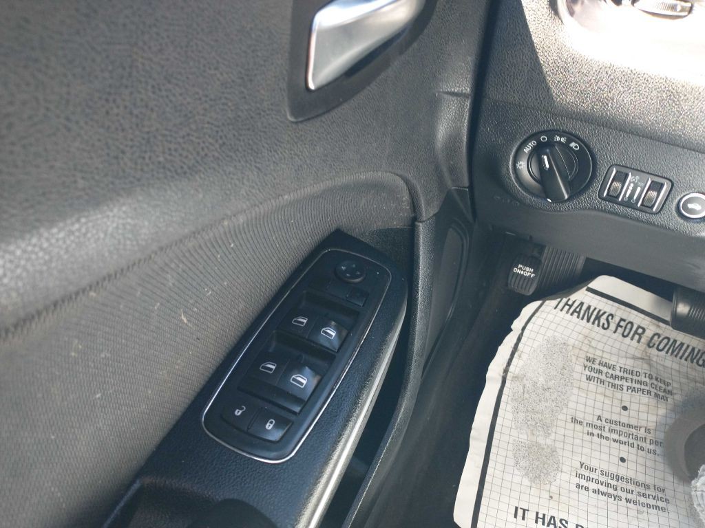 2015 Dodge Charger Image 17