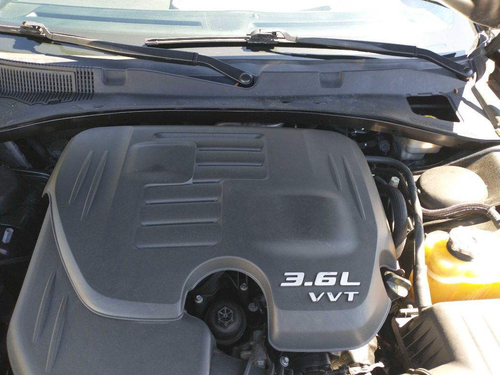 2015 Dodge Charger Image 19