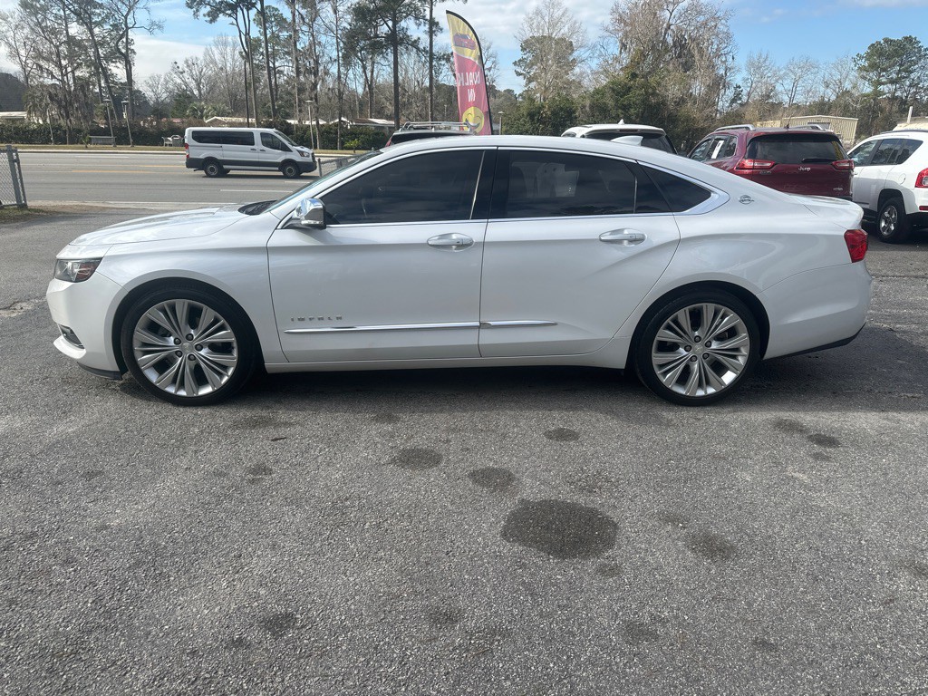 2019 Chevrolet Impala Image 2