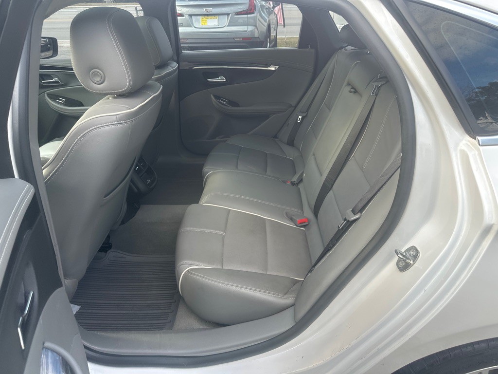 2019 Chevrolet Impala Image 12