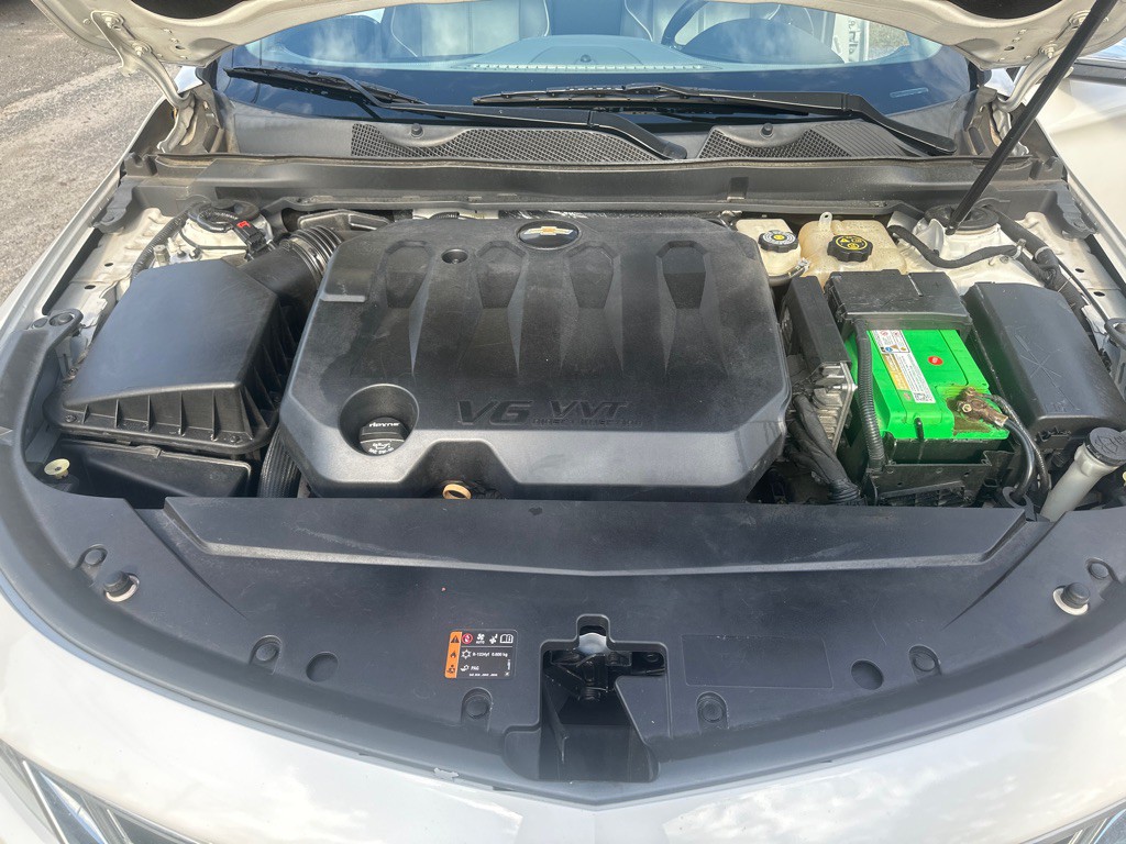 2019 Chevrolet Impala Image 16