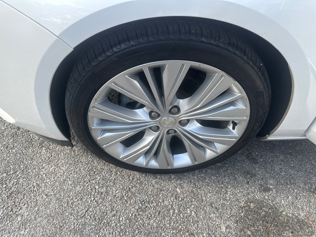 2019 Chevrolet Impala Image 17