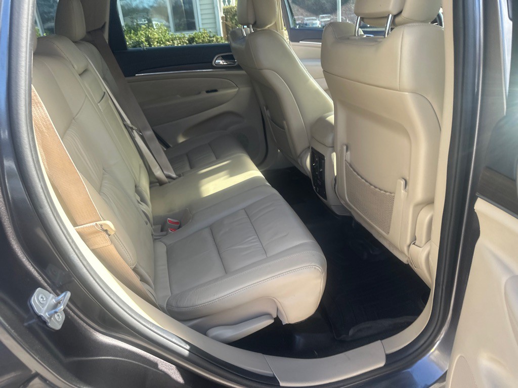 2015 Jeep Grand Cherokee Image 14