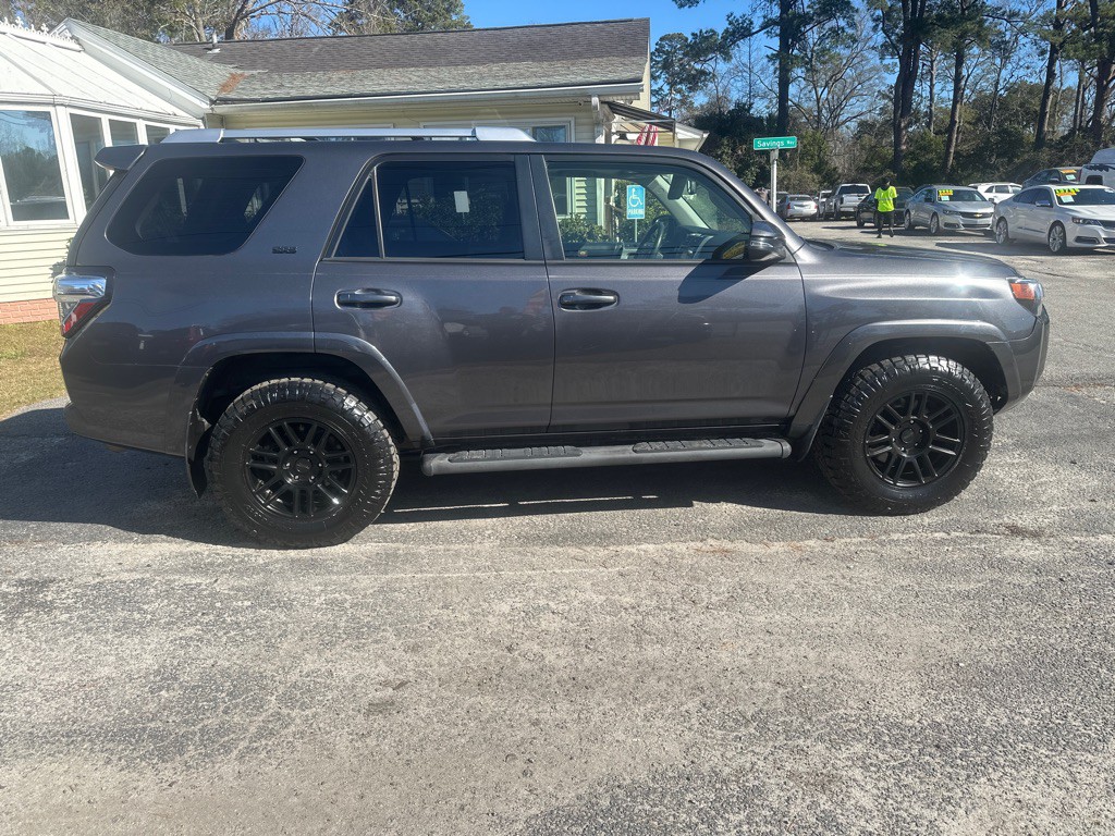 2018 Toyota 4Runner Image 6