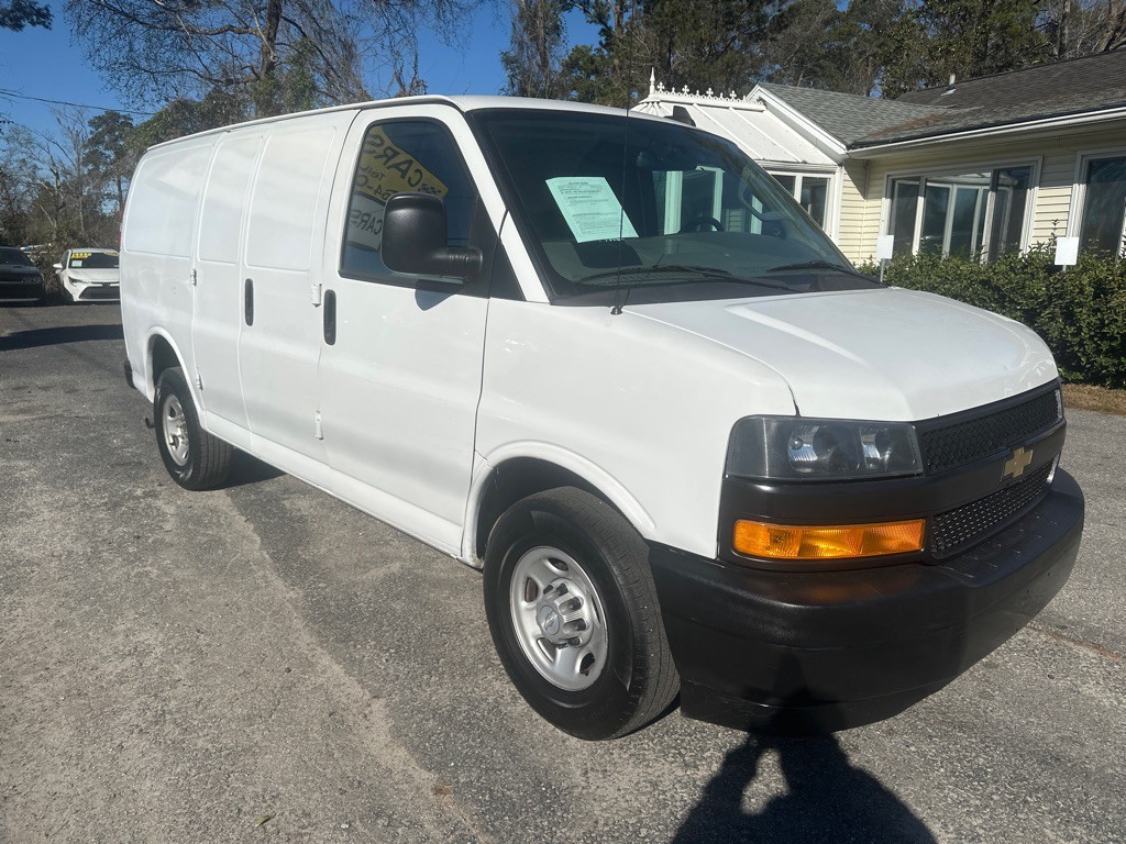 2020 Chevrolet Express Image 7