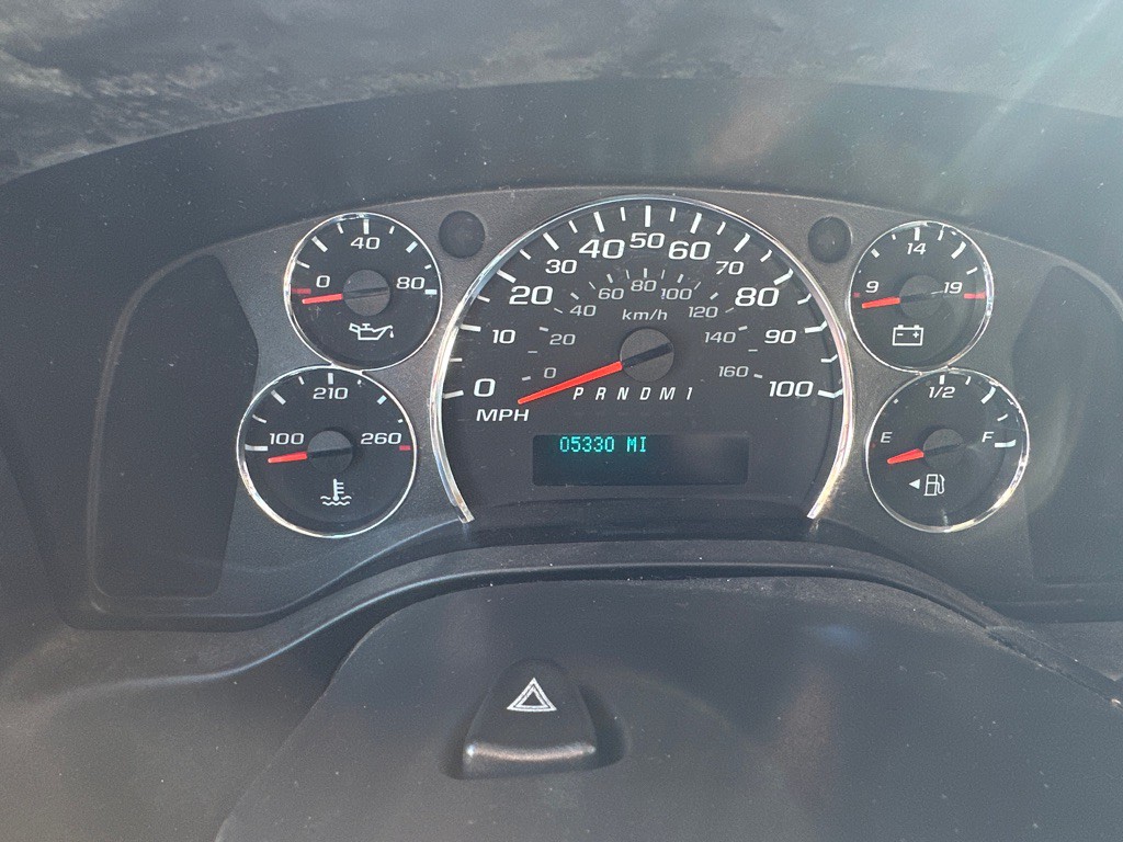 2020 Chevrolet Express Image 9