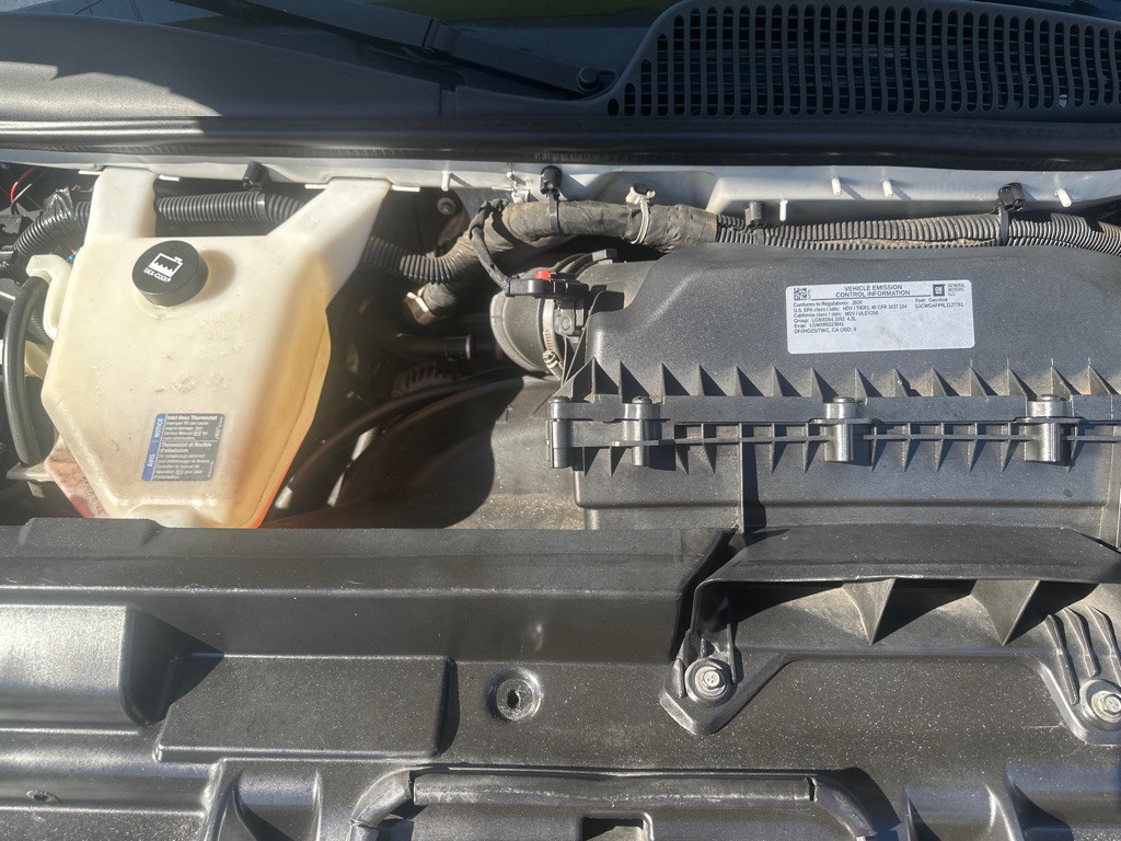 2020 Chevrolet Express Image 15