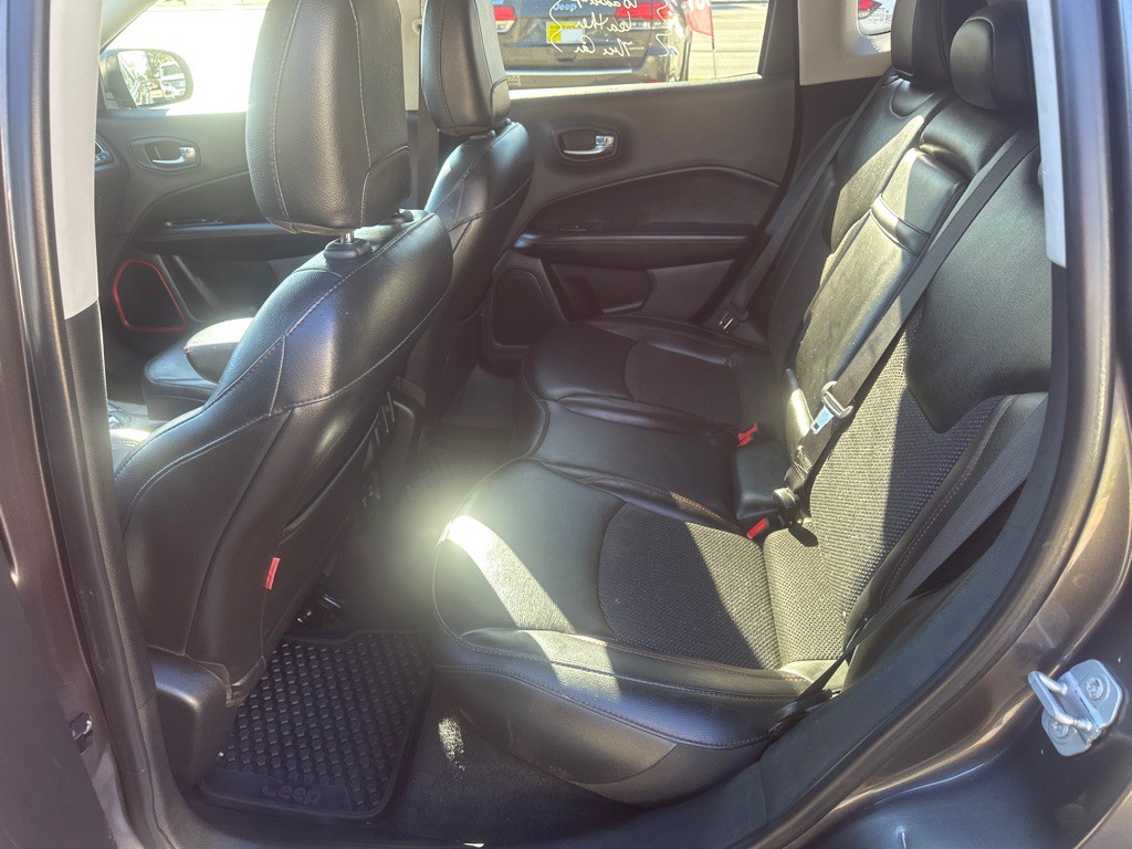 2019 Jeep Compass Image 12