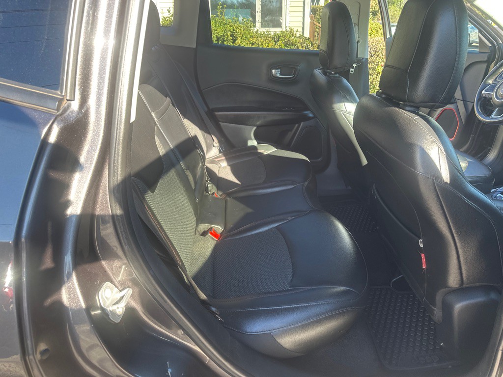 2019 Jeep Compass Image 14