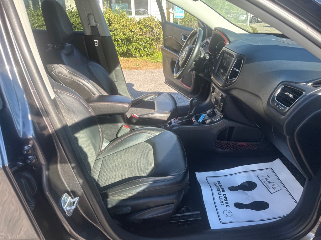 2019 Jeep Compass Image 15