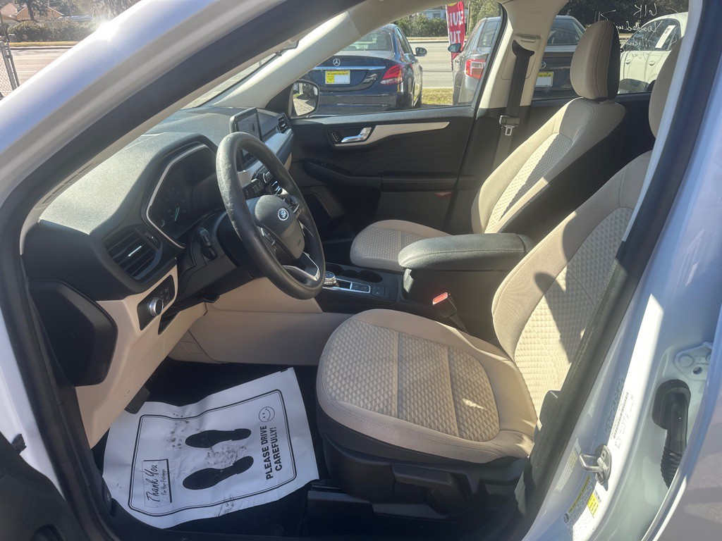 2021 Ford Escape Image 11