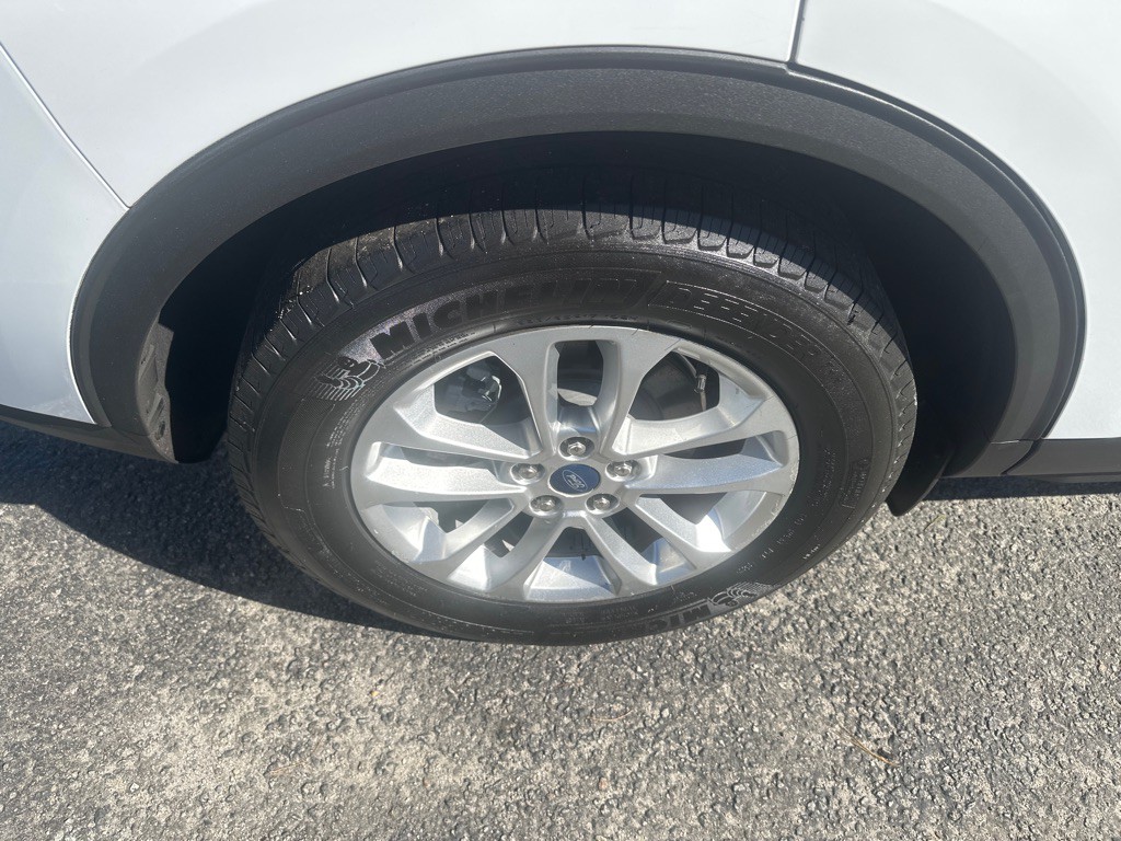 2021 Ford Escape Image 19