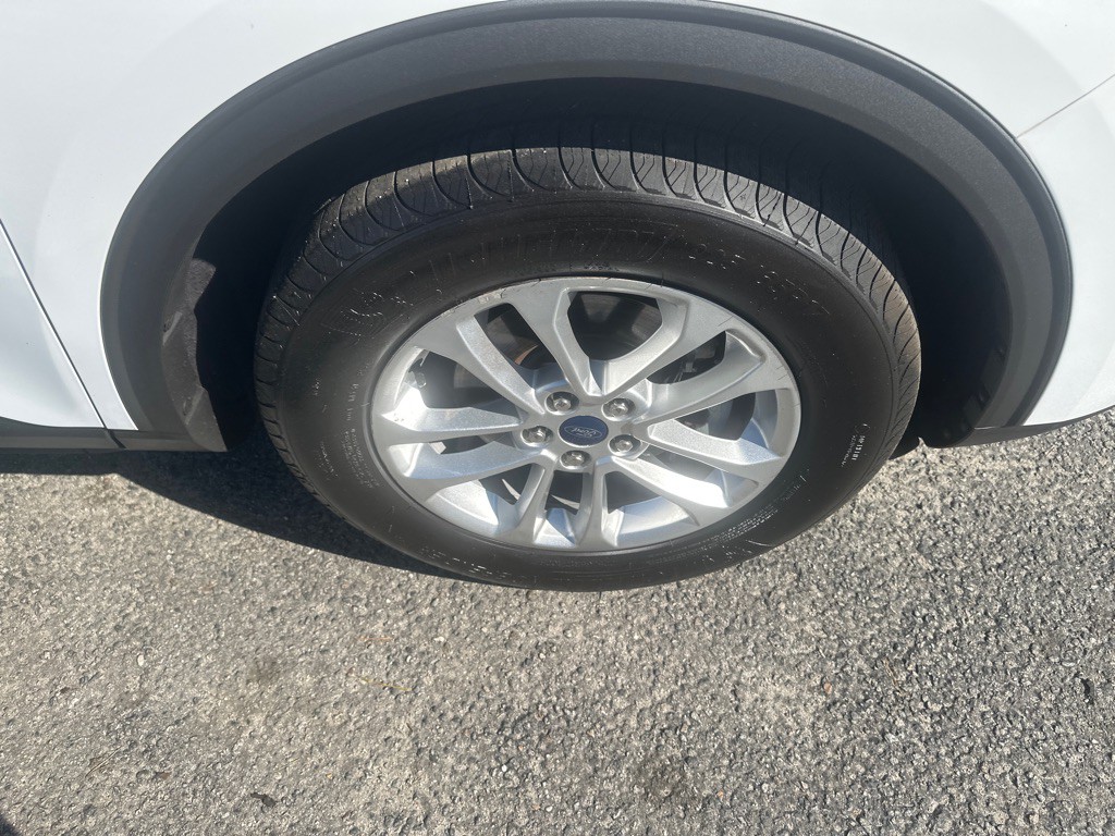 2021 Ford Escape Image 20