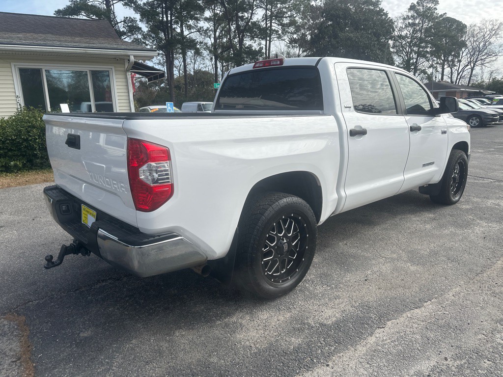 2021 Toyota Tundra Image 5