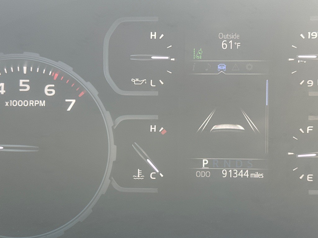 2021 Toyota Tundra Image 9