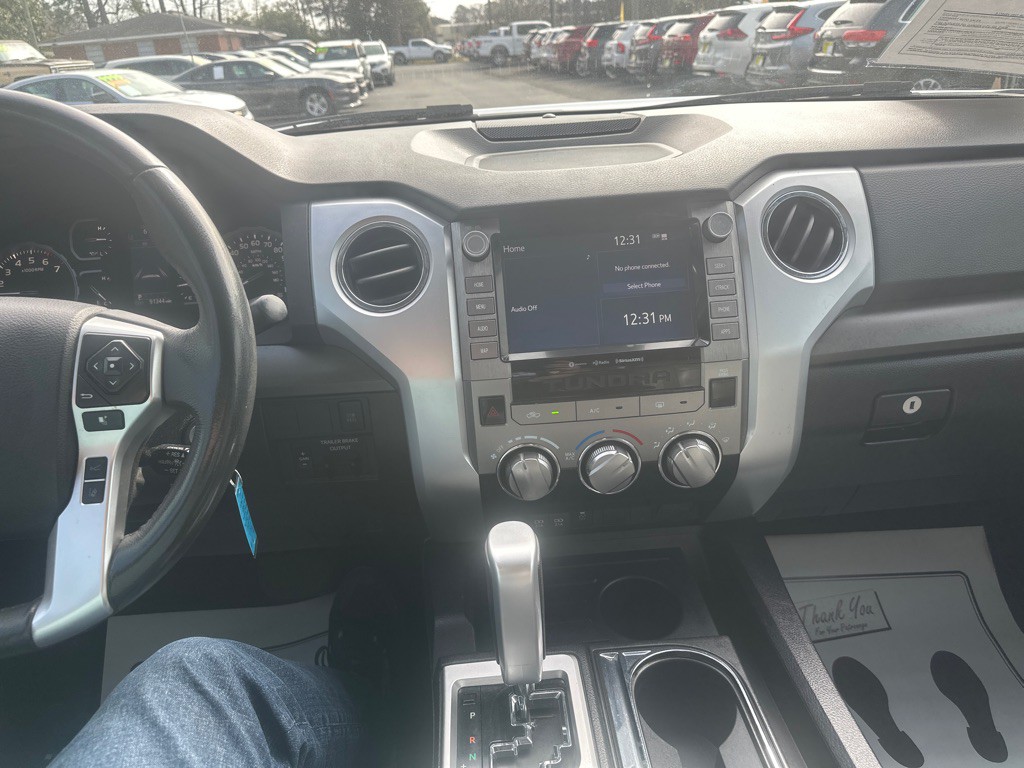 2021 Toyota Tundra Image 10