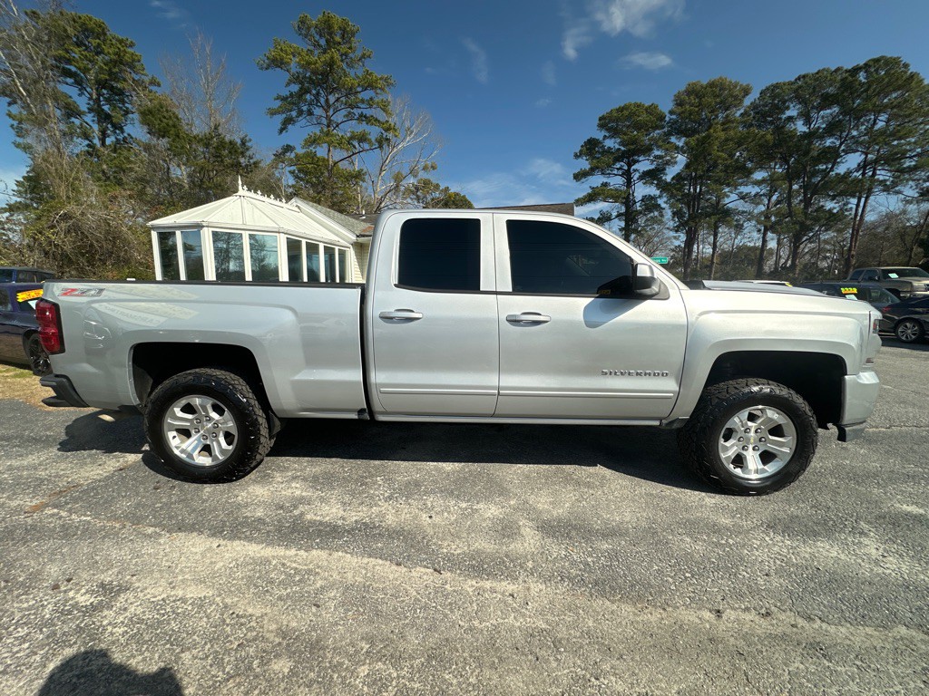 2017 Chevrolet Silverado 1500 Image 6