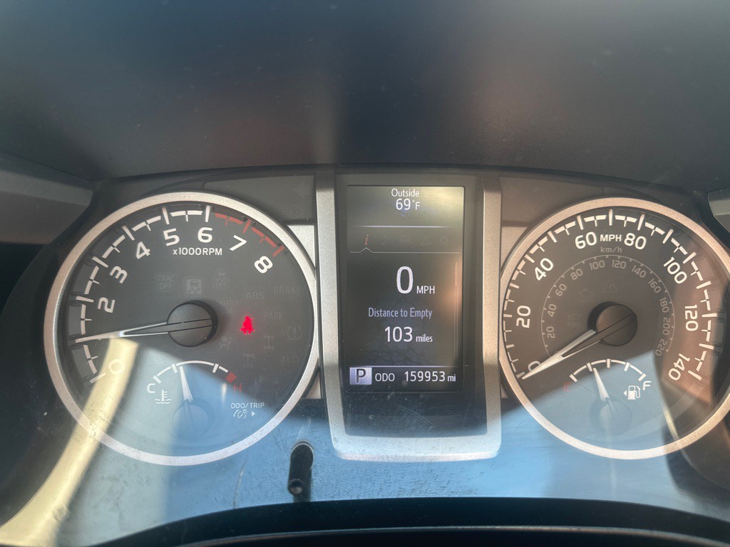 2016 Toyota Tacoma Image 9