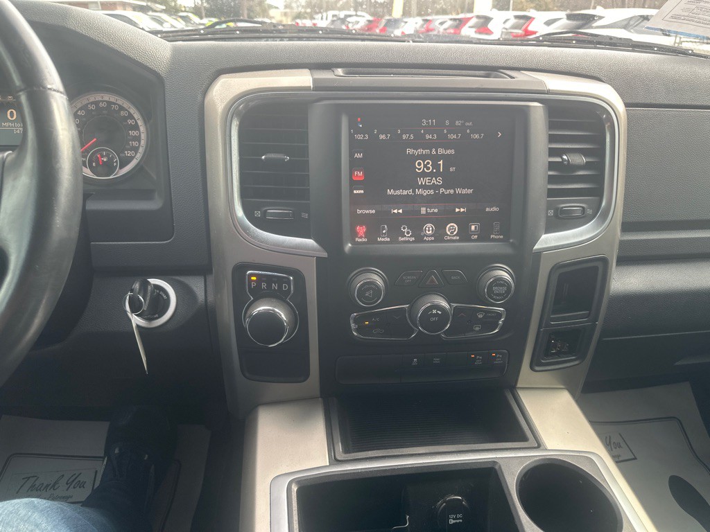 2015 RAM 1500 Image 10