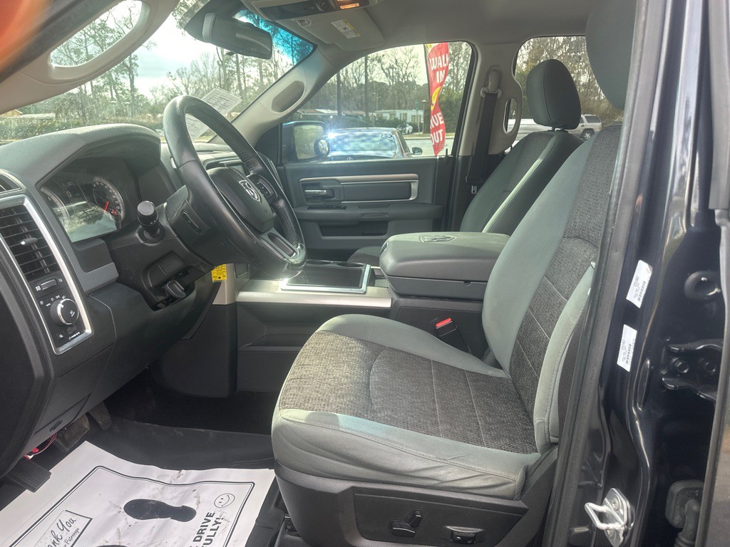 2015 RAM 1500 Image 11