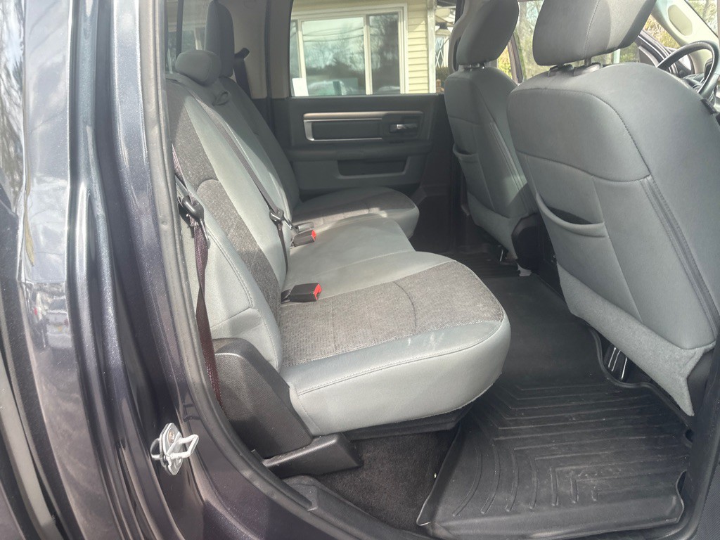 2015 RAM 1500 Image 14