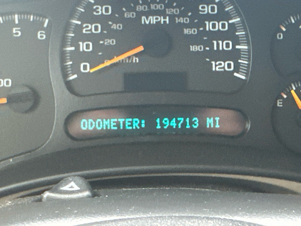 2005 Chevrolet Tahoe Image 9