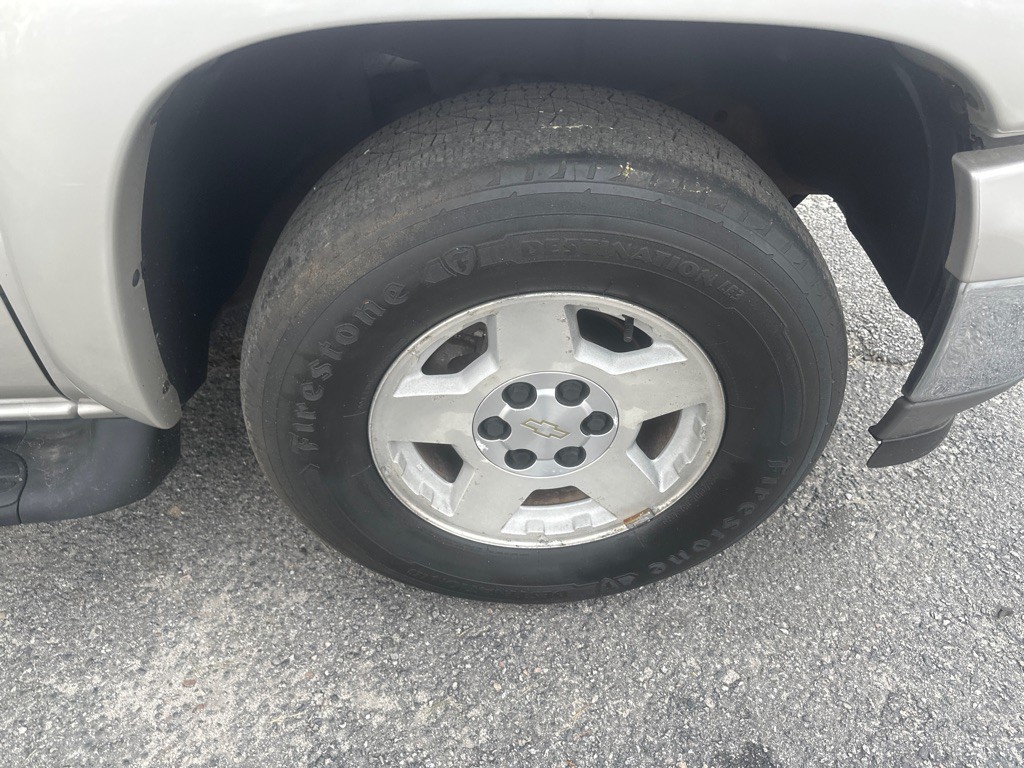 2005 Chevrolet Tahoe Image 22