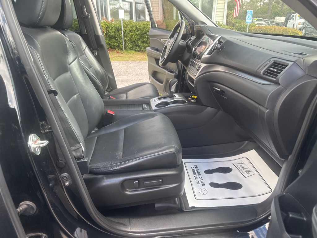 2019 Honda Ridgeline Image 15