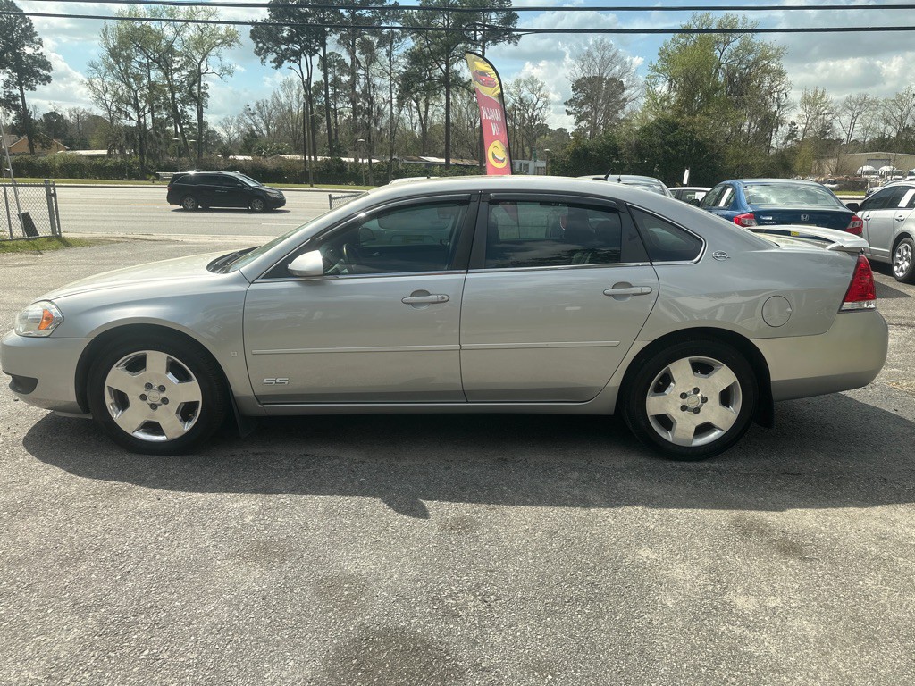 2008 Chevrolet Impala Image 2